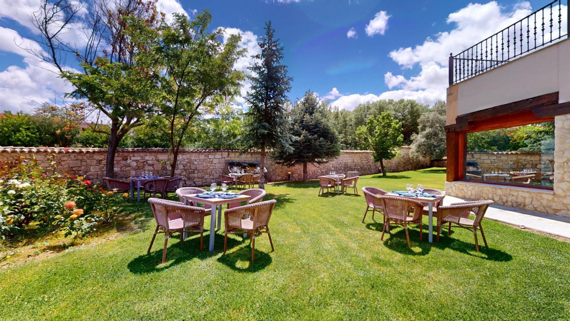 Azz Penafiel Las Claras Hotel & Spa Zewnętrze zdjęcie
