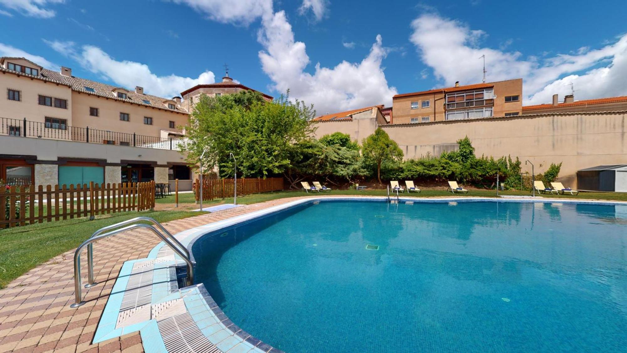 Azz Penafiel Las Claras Hotel & Spa Zewnętrze zdjęcie